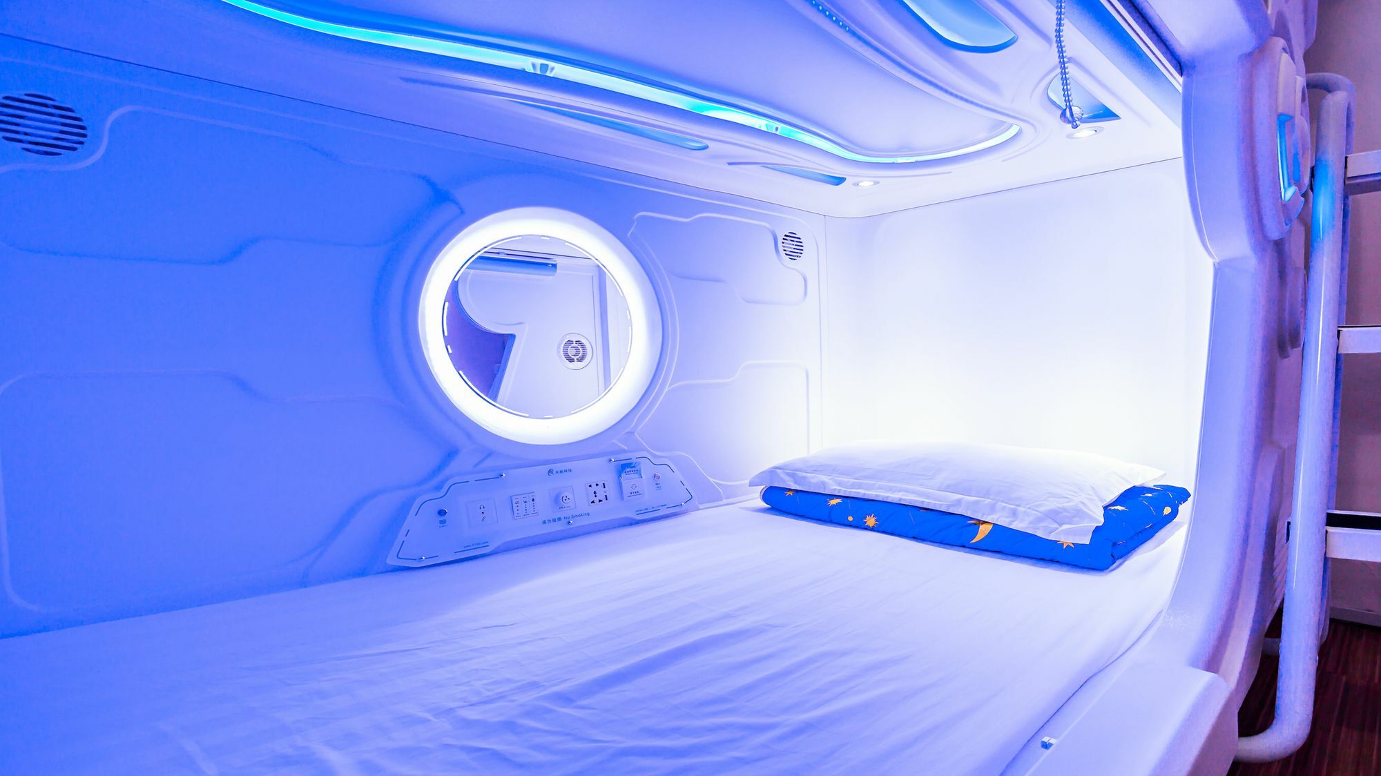 Spacepod@Sg Singapore Buitenkant foto